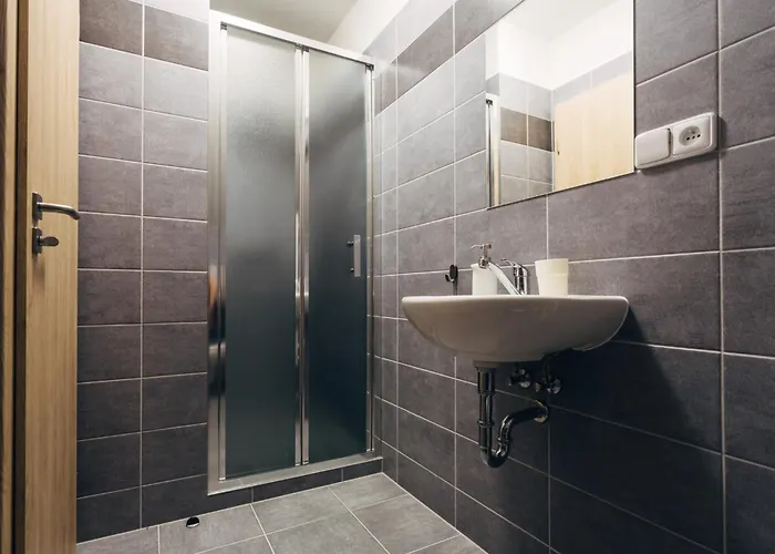 Ubytovani Kytin * Kytin